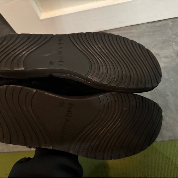 Emu Black Moccasin Slippers - Picture 2 of 3